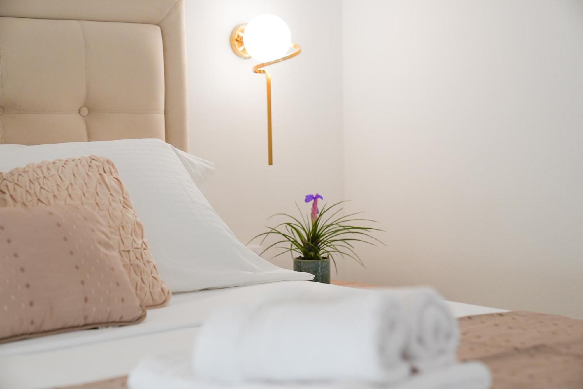 Mar Nero Apartments Bregvija Luaran gambar