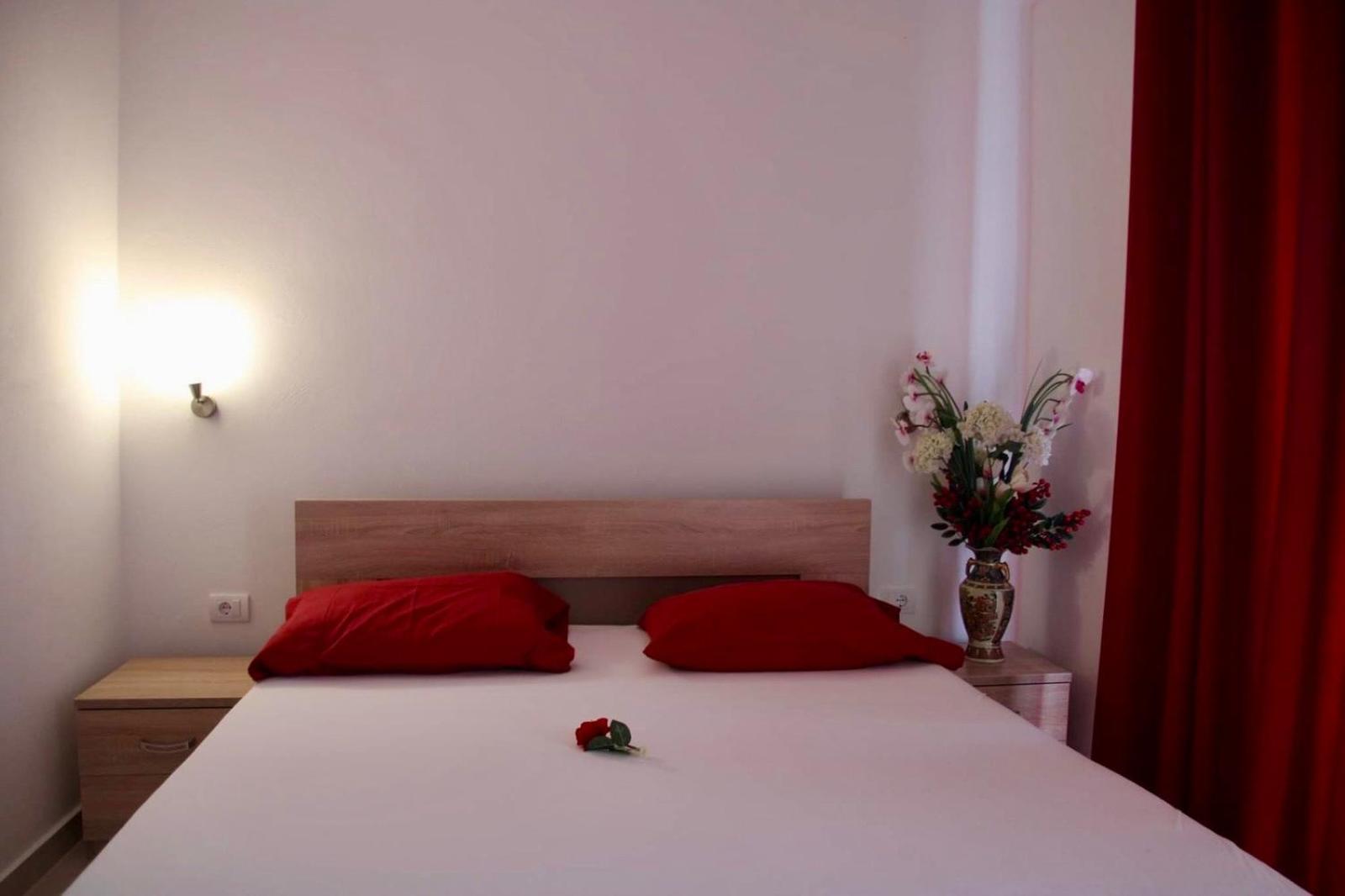 Mar Nero Apartments Bregvija Luaran gambar